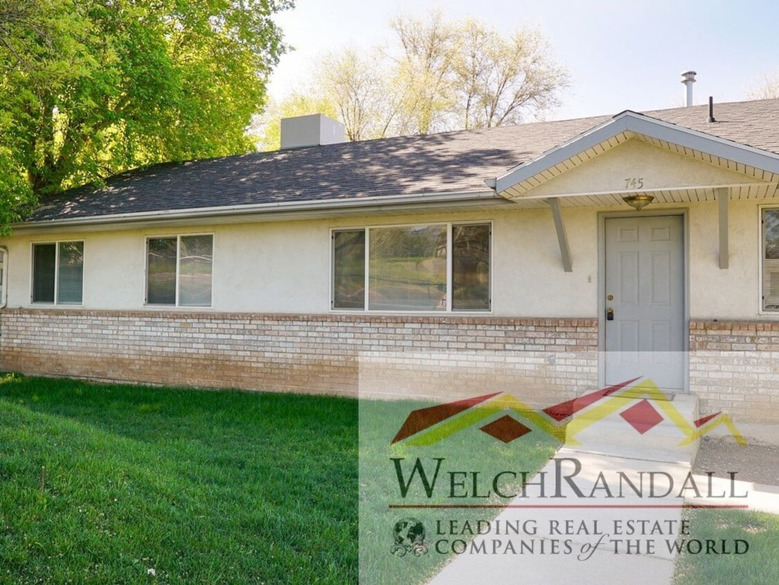 Primary Photo - Beautiful 3 Bed 2 Bath Townhome in Ogden