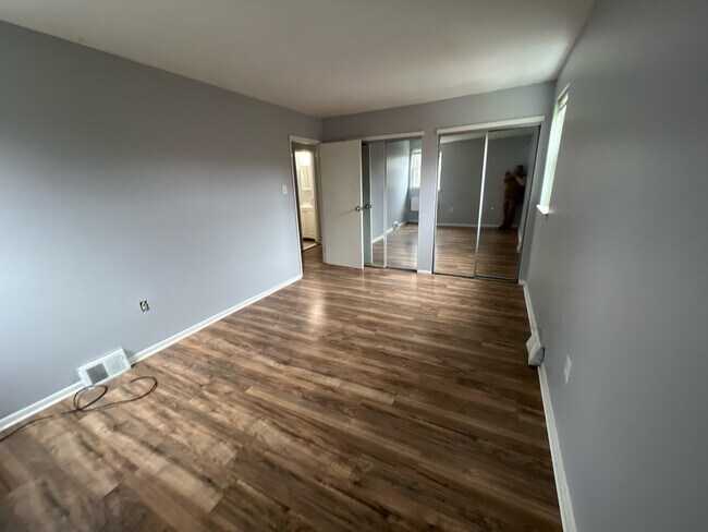 Foto del edificio - 4714 Saint Denis Dr
