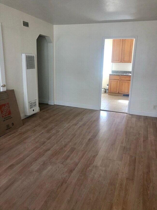 Building Photo - 2811 Garden St