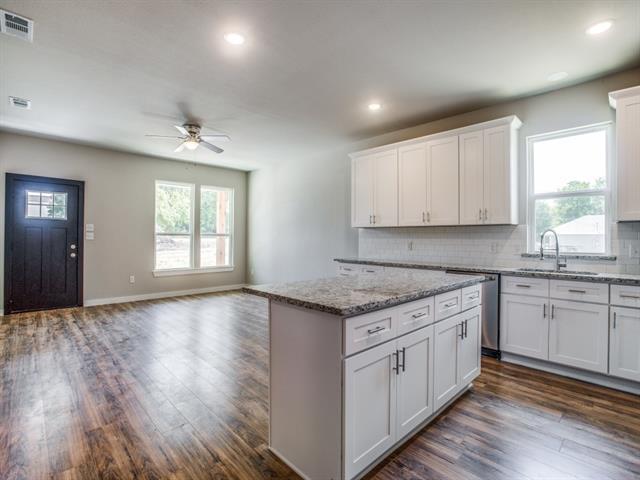 Foto del edificio - 3306 Cedar St