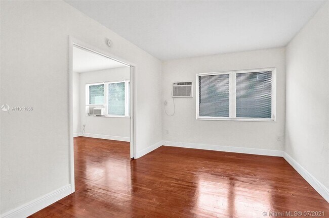 Building Photo - 218 Santillane Ave