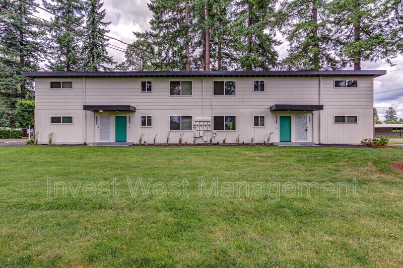 Primary Photo - 8903 NE 36th St