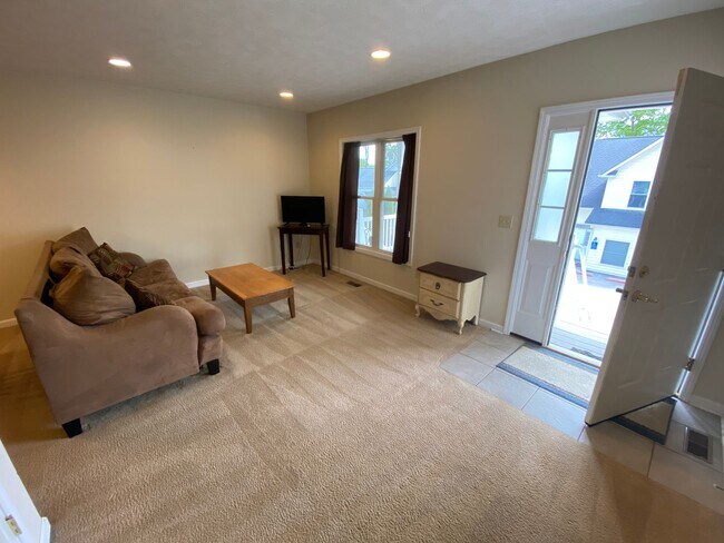 Building Photo - Furnished Town Home available at 3030 Pepp...