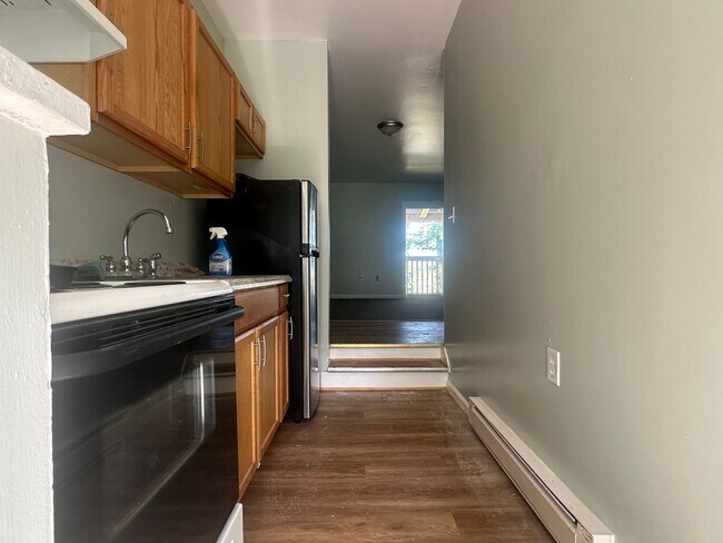 Building Photo - 524 Jefferson Ave