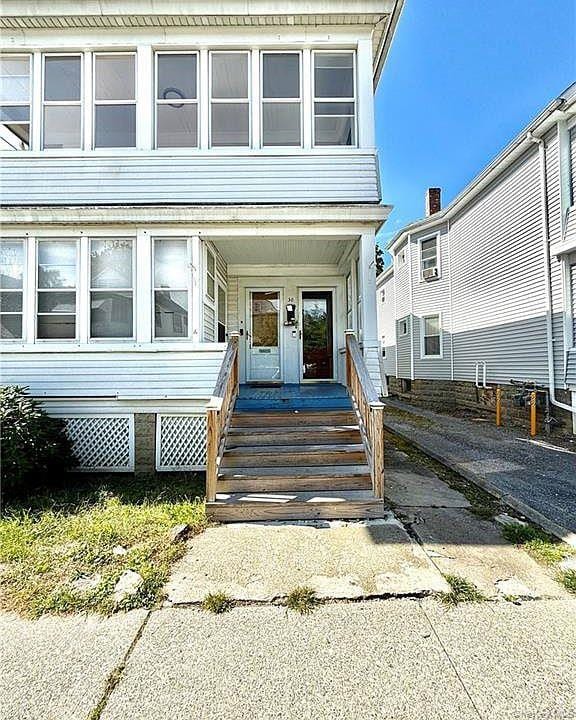 Building Photo - 30 Manitou Ave
