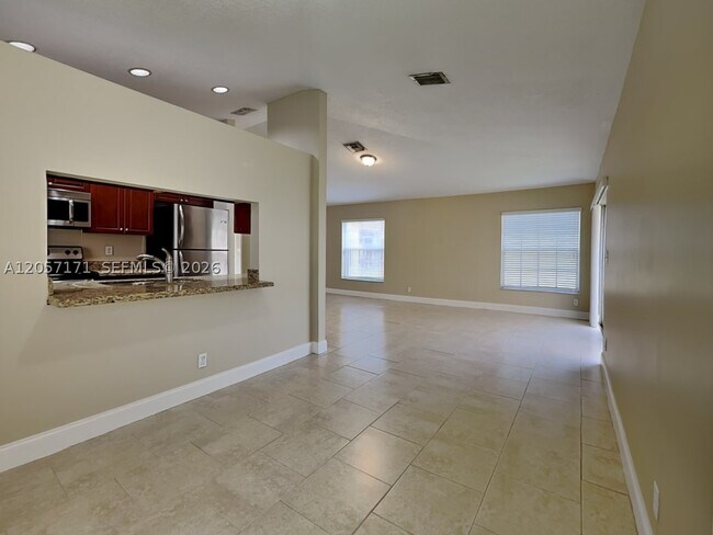 Building Photo - 12190 Brisbane Ln
