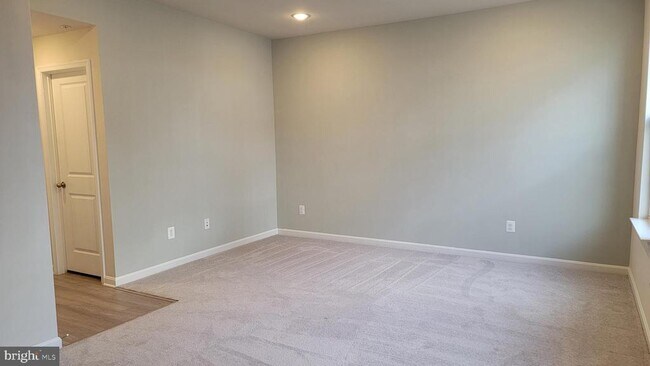 Building Photo - 2573 Grangemill Ln