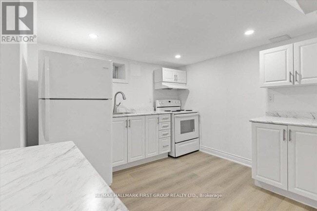 Building Photo - 46 Tulloch Dr