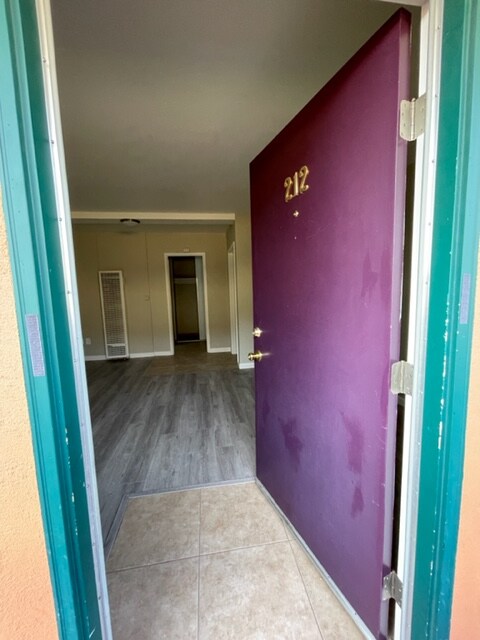 Foto principal - 2567 Foothill Blvd