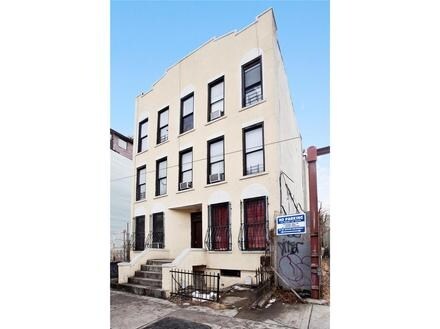 Primary Photo - 444 Park Ave