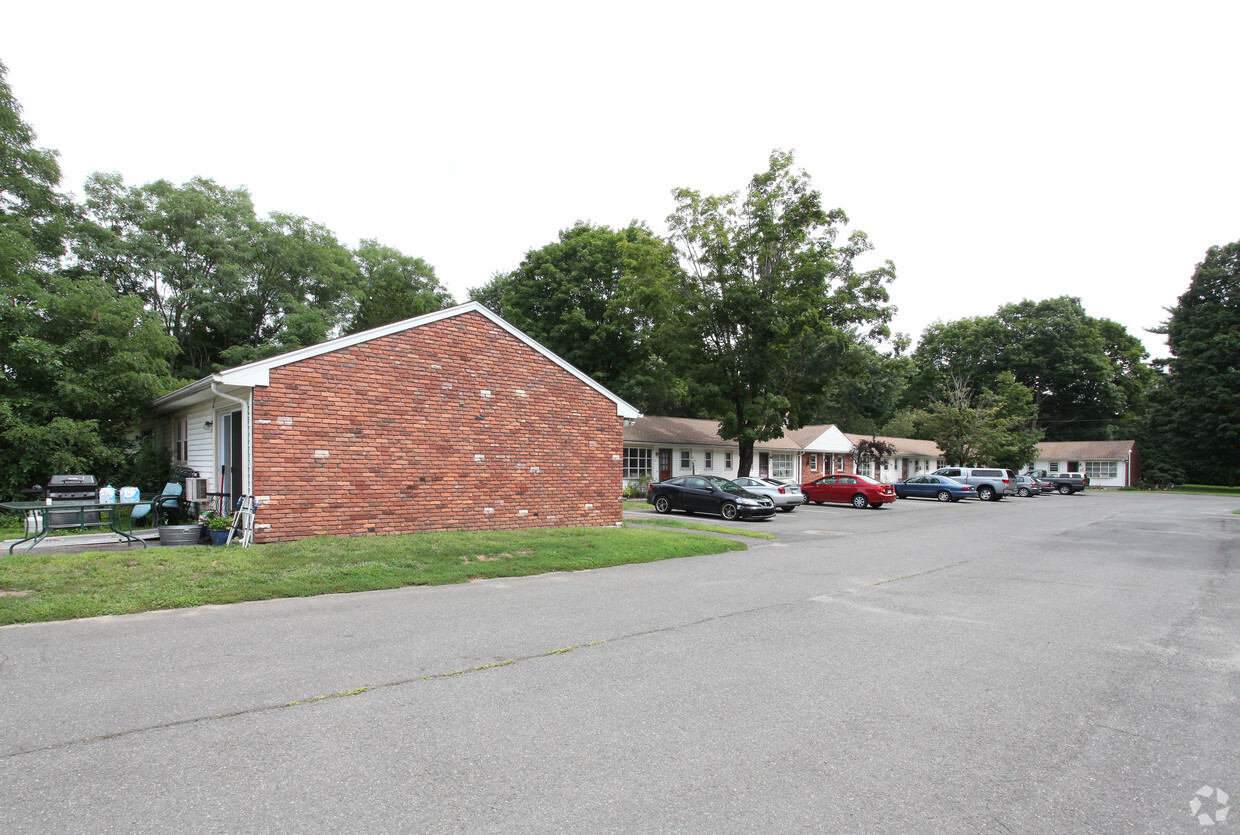 Building Photo - Holly House Apartments