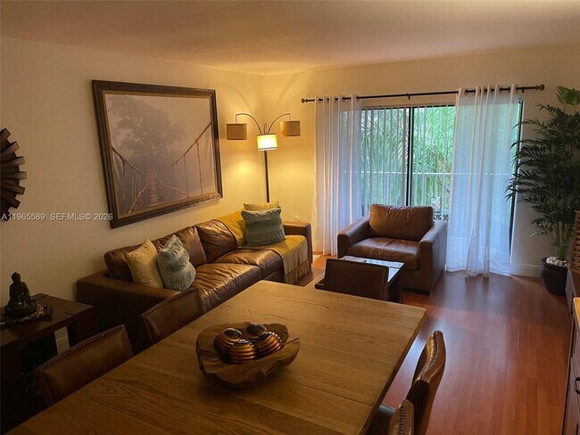 Foto del edificio - 9301 SW 92nd Ave