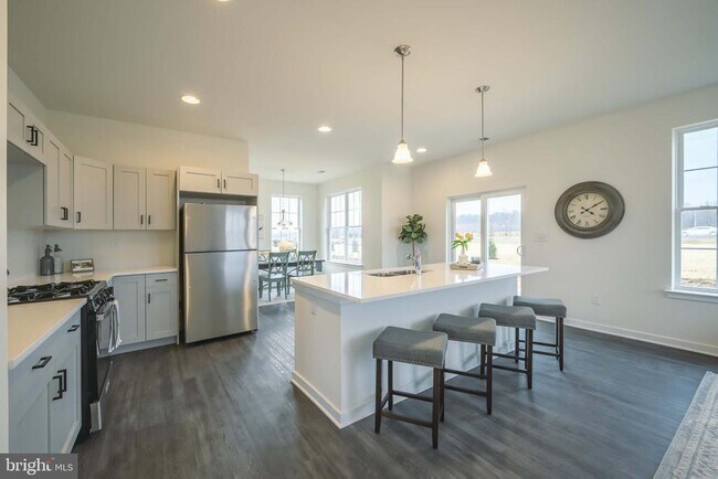 Building Photo - 541 Ruth Way