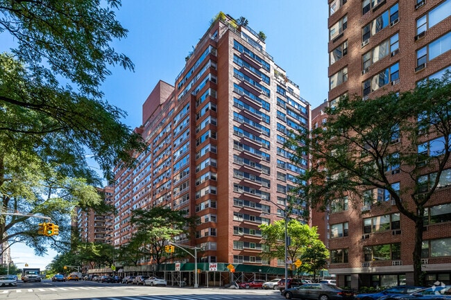 View from Street - 75 East End Ave