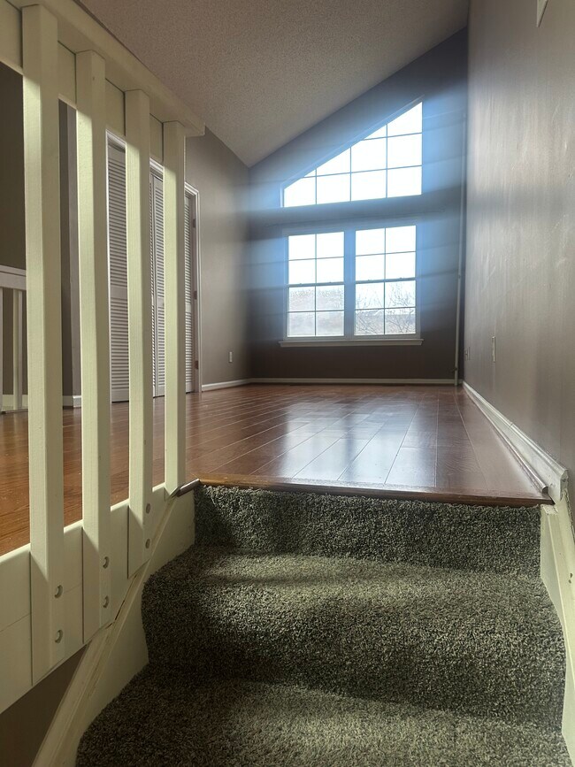 Foto del edificio - 5080 Heathglen Cir