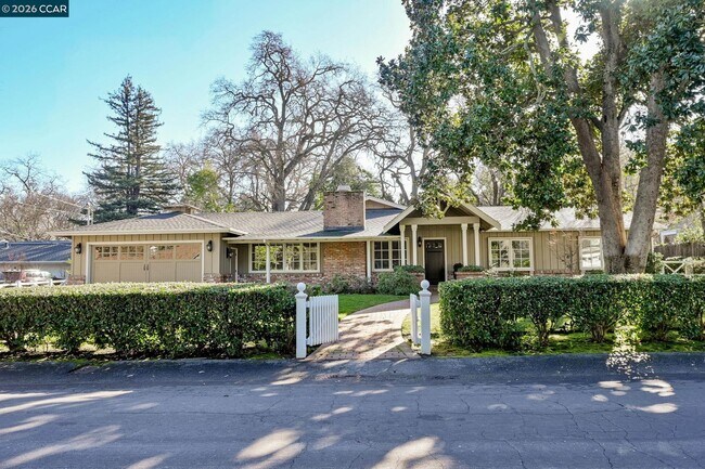 Foto del edificio - 161 La Serena Ave