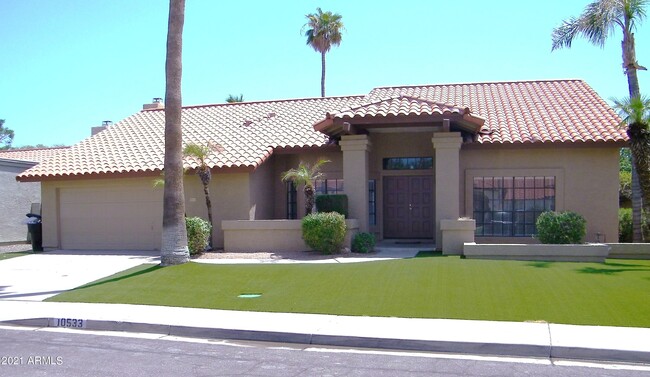 Building Photo - 10533 E Bella Vista Dr