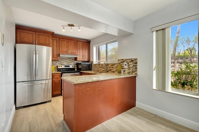 Building Photo - 5264 Bosque Ln