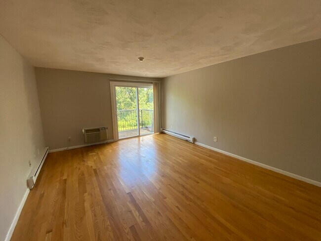 Foto del edificio - 55 Elmwood Park