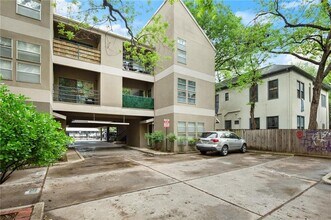 Building Photo - 2311 Nueces St