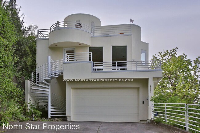 Building Photo - 2 br, 2.5 bath House - 231 S Florida St