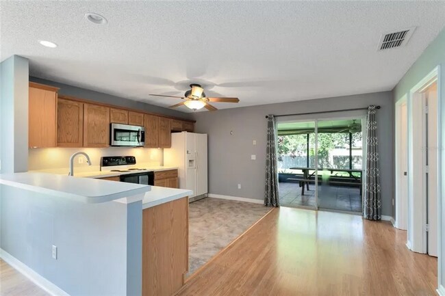 Foto del edificio - 908 Seneca Falls Dr