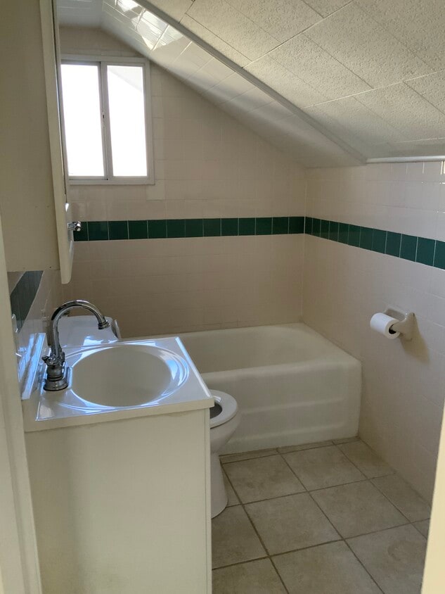Bathroom - 1515 26th St