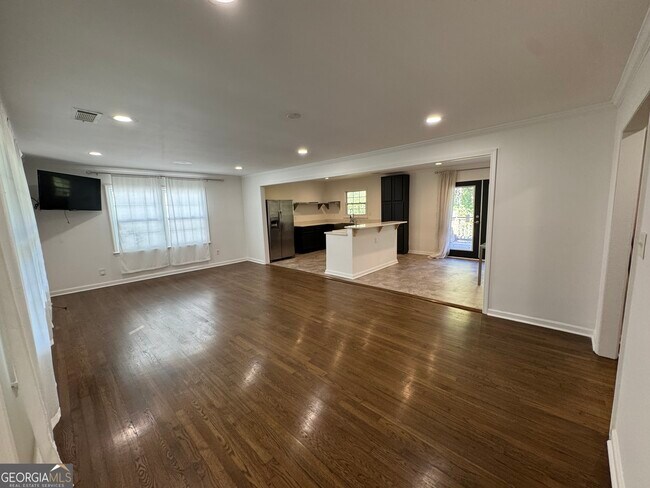 Foto del edificio - 995 Fleetwood Cir SW