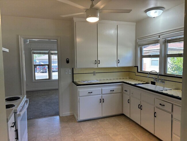 Foto del edificio - Charming single-story rental opportunity! ...