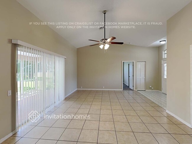 Building Photo - 14228 Spanish Wells Dr