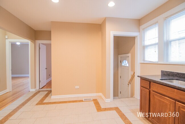 Foto del edificio - 12123 S Lafayette Ave