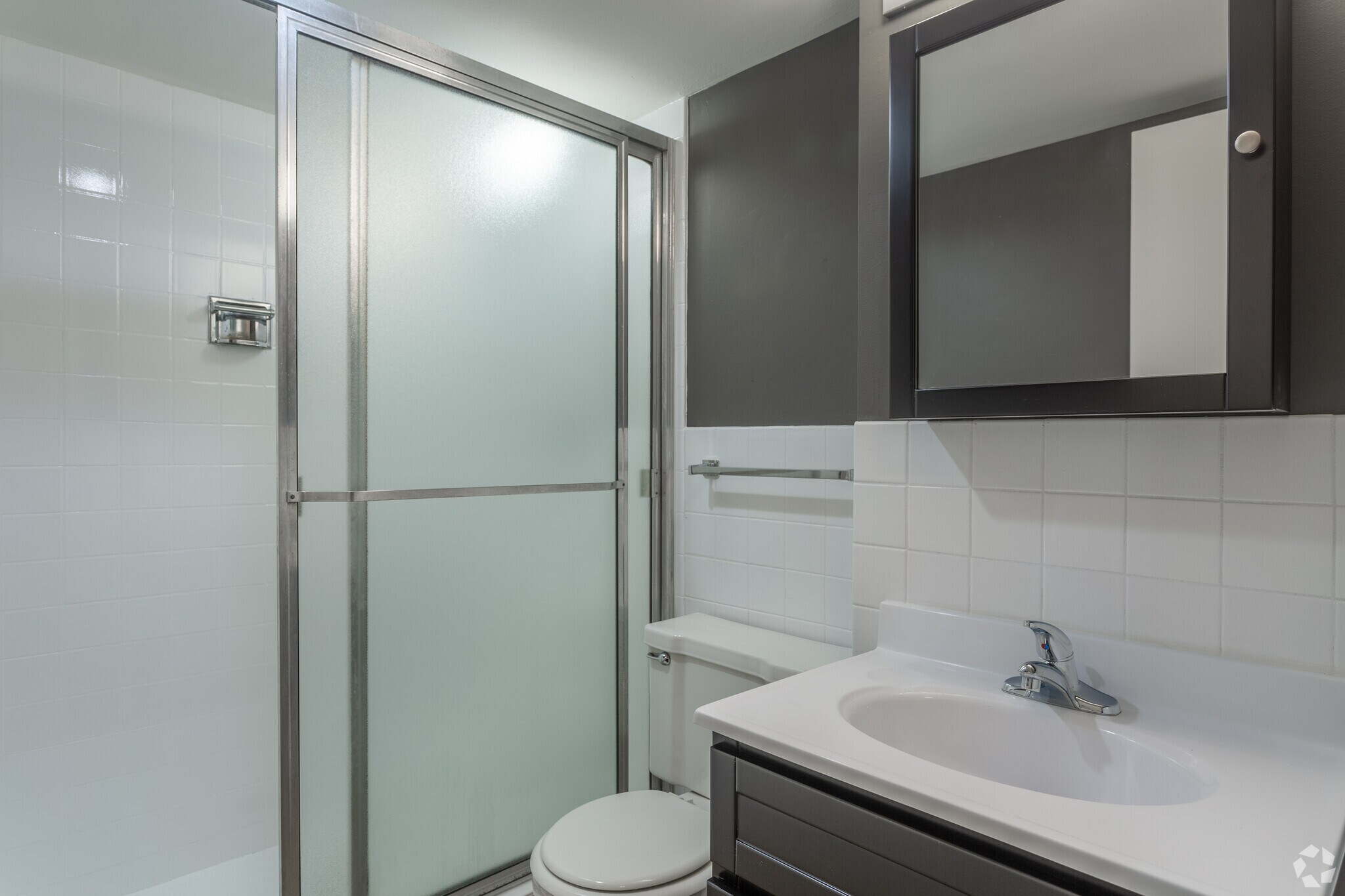 Shoreham Apartments – photo 5