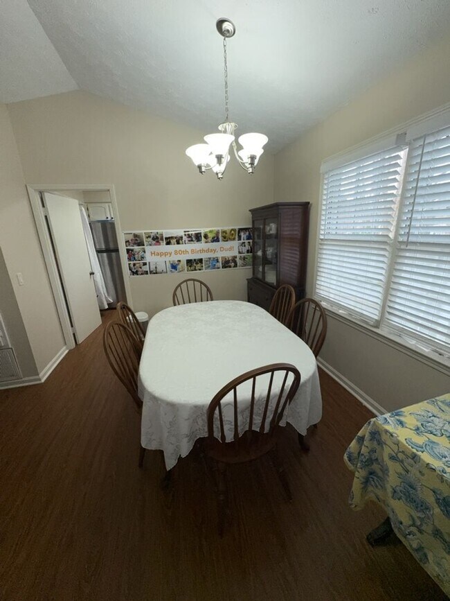 Foto del edificio - r1423a