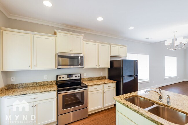 Foto del edificio - 5525 Park Side Rd