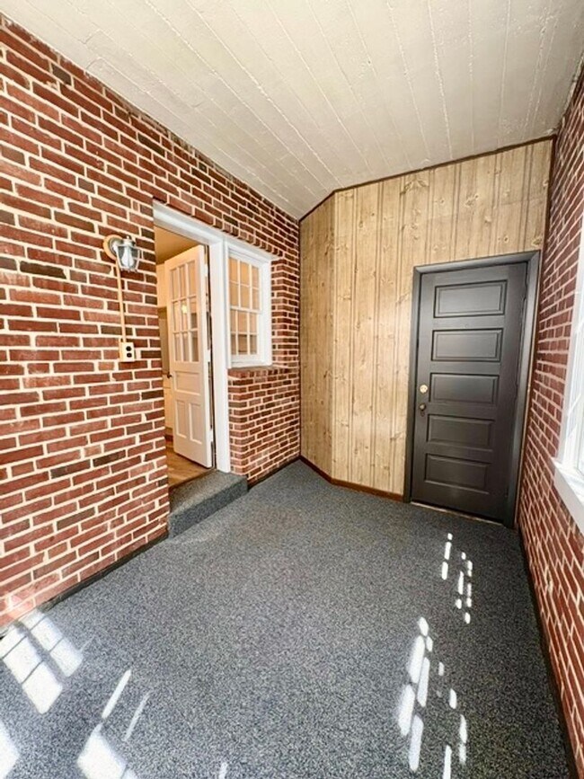 Foto del edificio - 4534 Avondale St