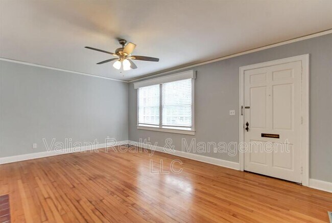 Building Photo - 2781 Riverside Ave