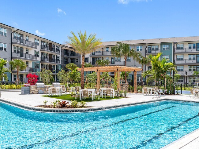 Foto del edificio - Amberlin Wiregrass Ranch 55+ Active Adult