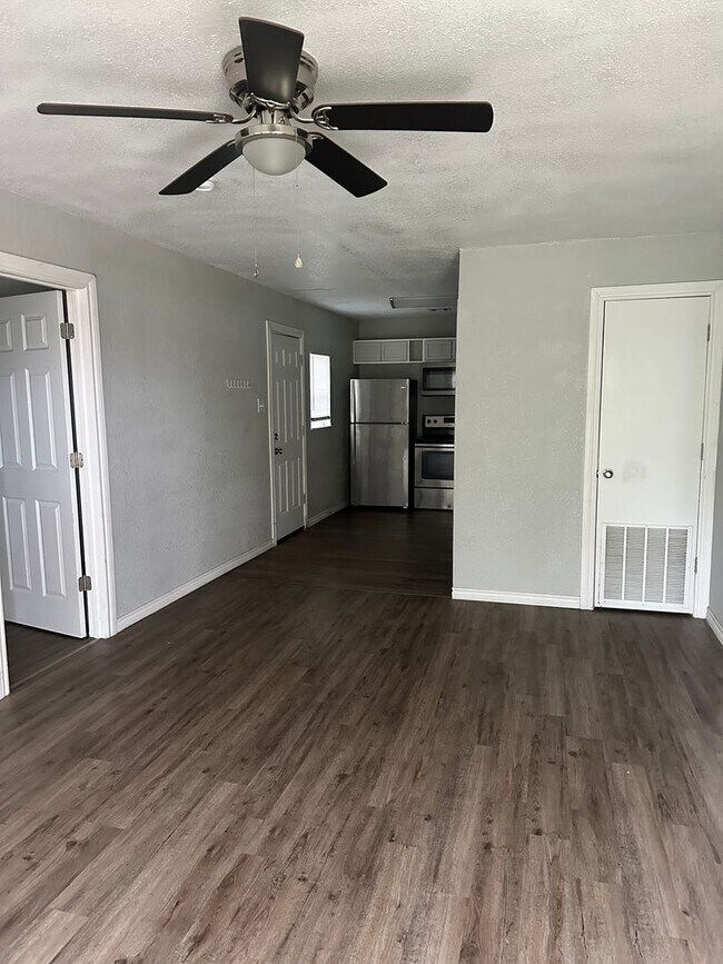 Foto del edificio - Great Home Located in the Lawton Heights Area! Pets Negotiable with Owner Approval!