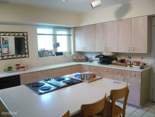 Building Photo - 3 br, 2 bath House - 2517 Portland Ave
