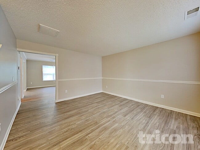 Building Photo - 2019 Waters Trail Dr