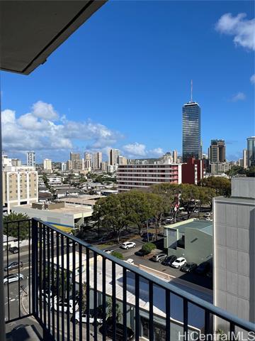 Building Photo - 1650 Kanunu St