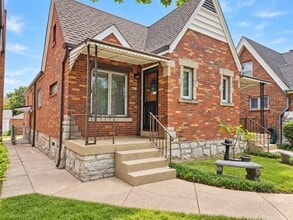 Building Photo - 6634 Devonshire Ave