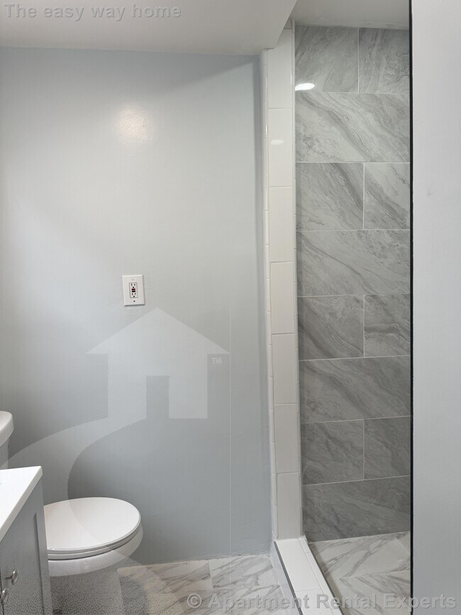 Foto del edificio - 225 Riverside Ave