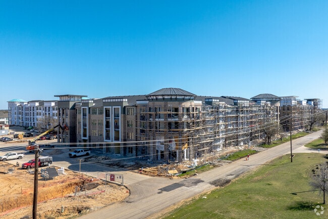 Building Photo - The Heyward