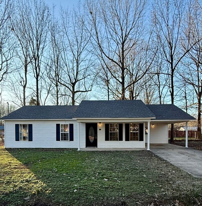 Building Photo - 3 Bedroom/2 Bathroom Home in Paragould AR - $1,275/month