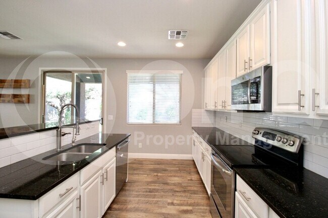 Foto del edificio - 11110 E Segura Ave