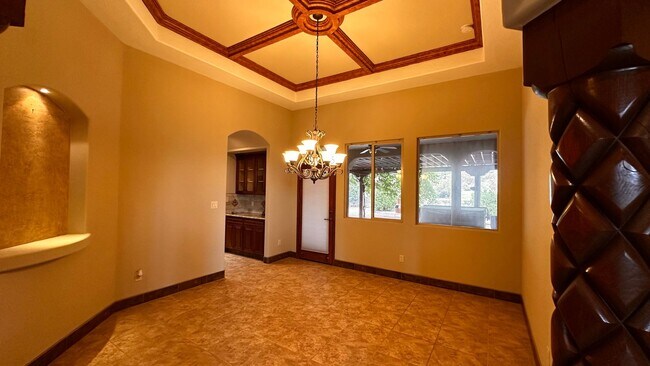 Building Photo - 10055 Tuscany Dr
