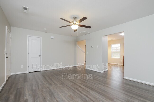 Building Photo - 3973 Shallowcreek Ct