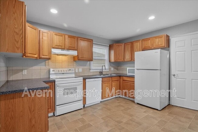 Foto del edificio - 7405 NE Jonesmore St