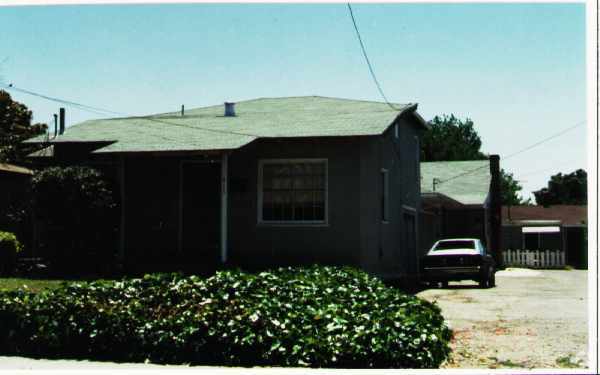 Building Photo - 411-415 Sycamore Ave